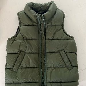 Old Navy Puffer Vest